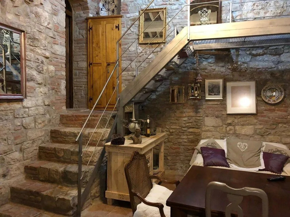 Romantica Todi