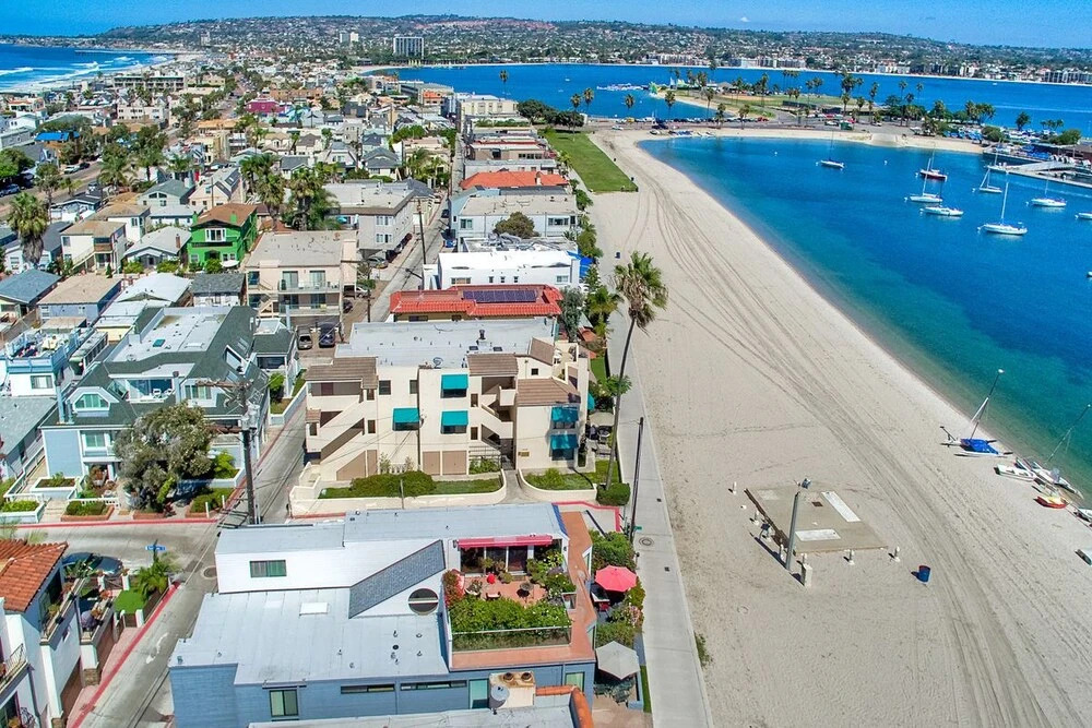 Waterfront Getaway 1 3 Bedrooms 3 Bathrooms Townhouse