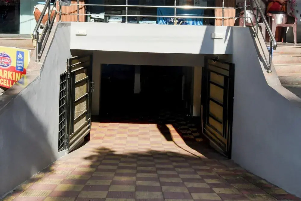 Fabhotel Five Star