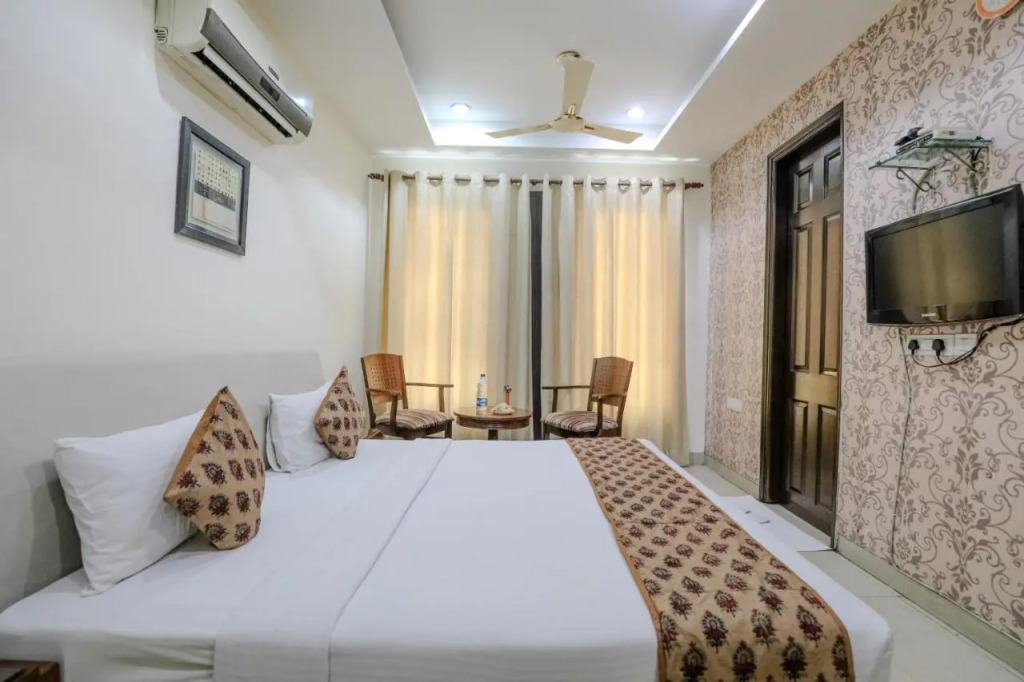 Cosy Grand, Chanakyapuri by The Cosy Hotels