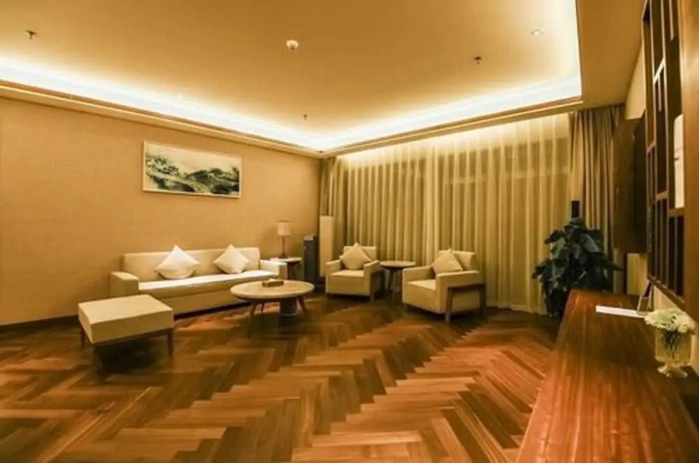 Xihai Holiday Hotel