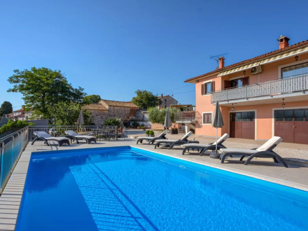 House Legovic Moutiers les Mauxfaits