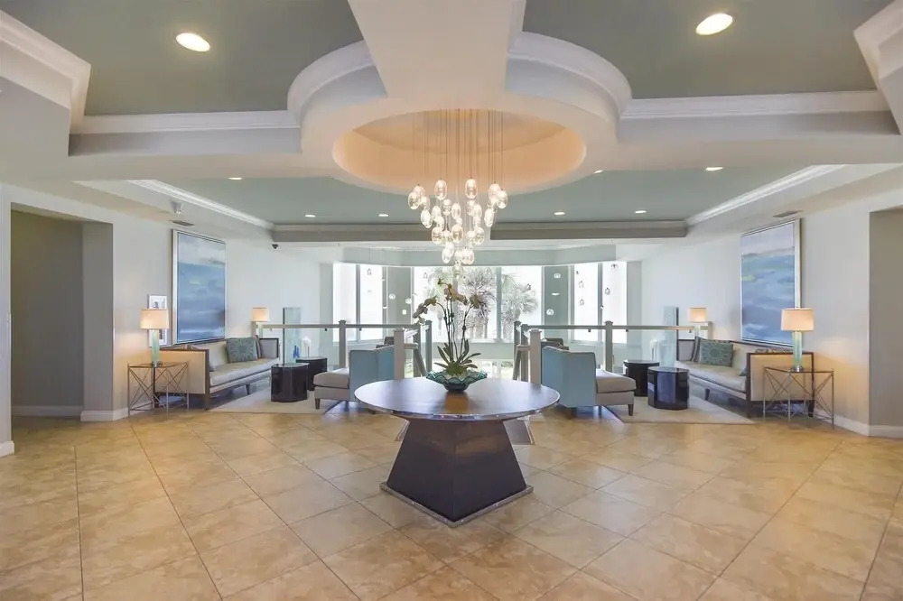 Silver Beach 506 is a gorgeous Gulf Front 4 BR with free beach service - sleeps 8 by RedAwning