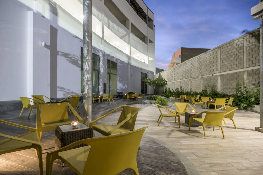 Pop Art Hotel CLC Puerto Mamonal Cartagena