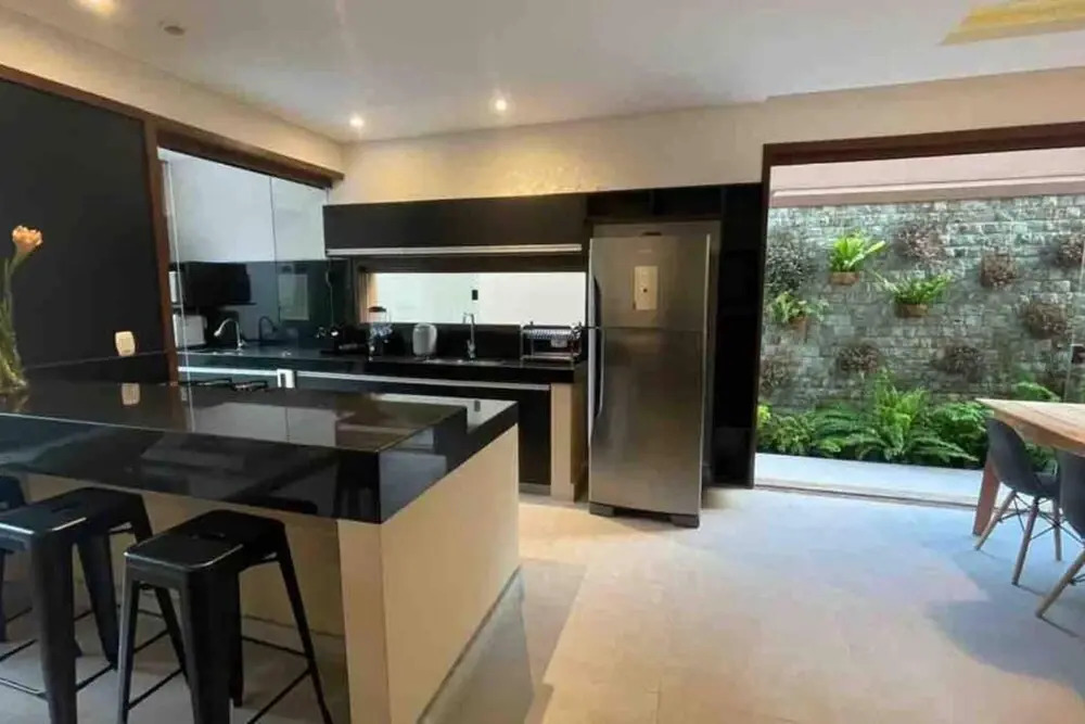 Villa With Private Pool, 100m From the Beach
