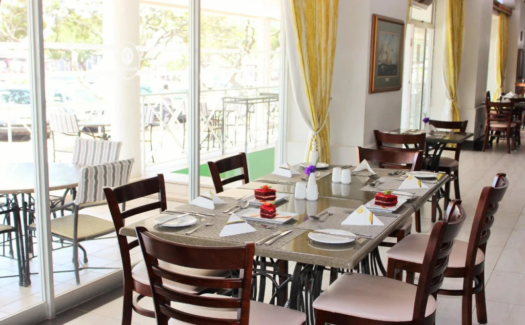 The Balmoral - Halaal