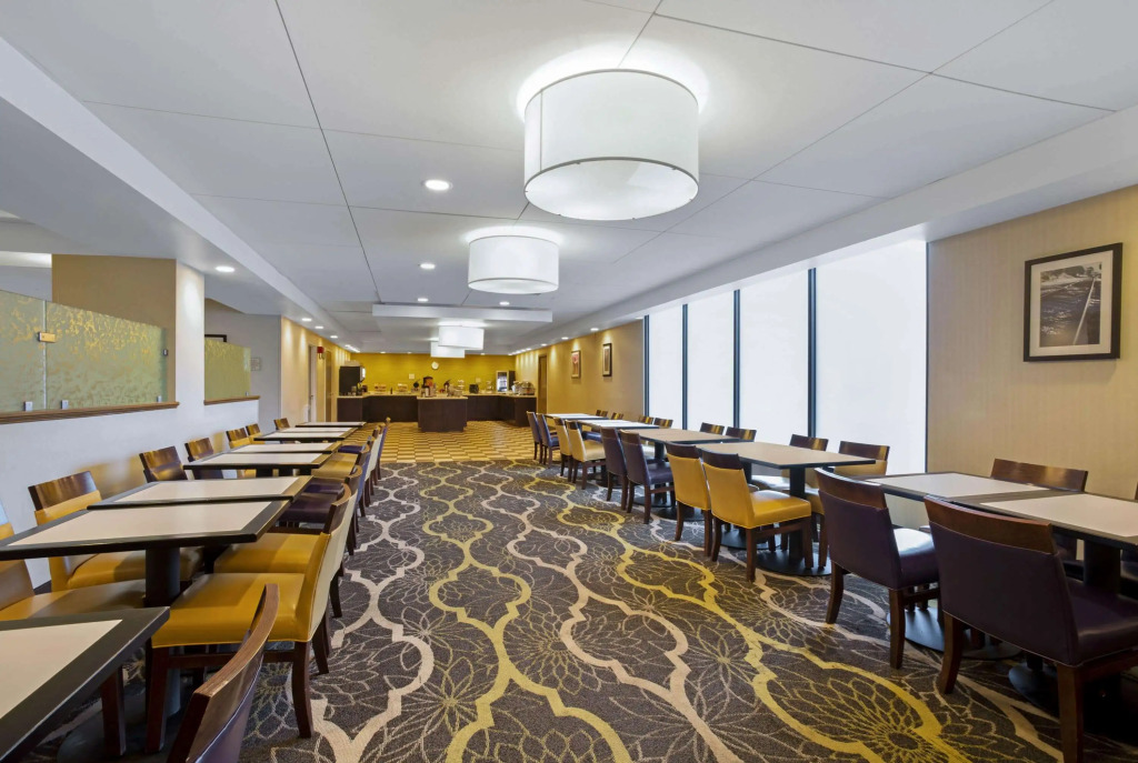 La Quinta by Wyndham Springfield