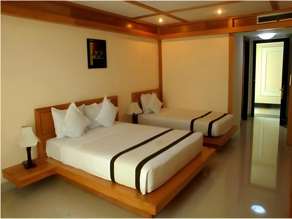 Kaya Hotel