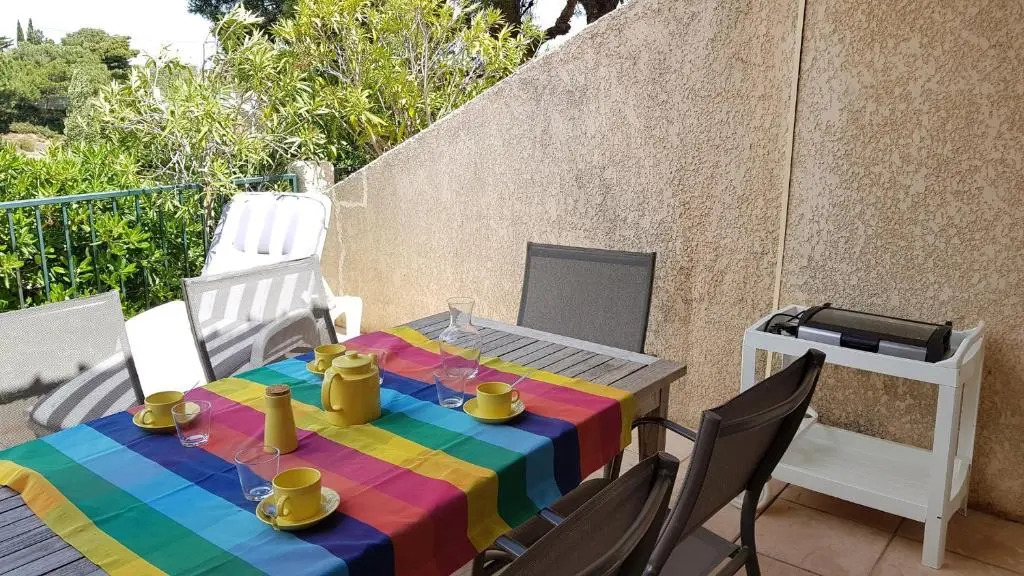 HM12 : Villa 3 pièces mezzanine 5 couchages NARBONNE-PLAGE