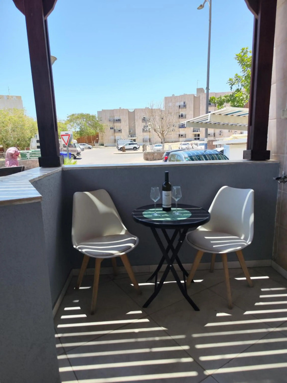Apartment with terrace and parking
