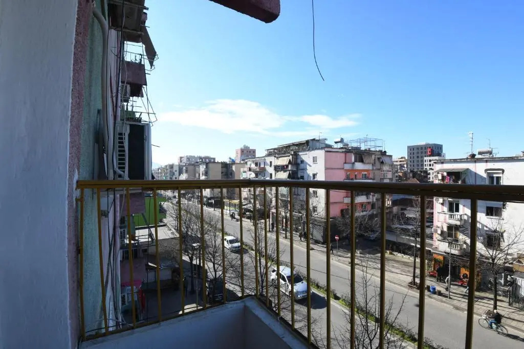 Rondine Studio Apartment