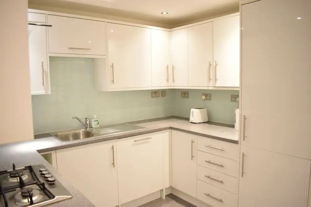 Stylish 2 Bedroom Apartment With Terrace