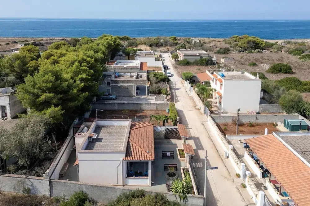 White Sand Private Villa Near The Sea, Wifi