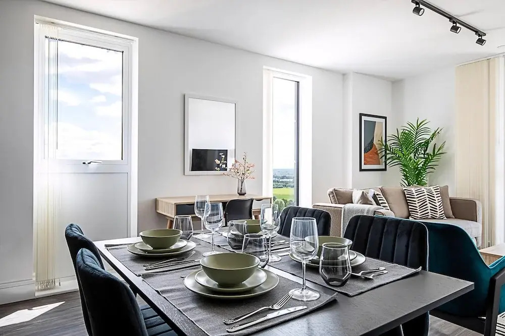 Luxurious West London Apartment
