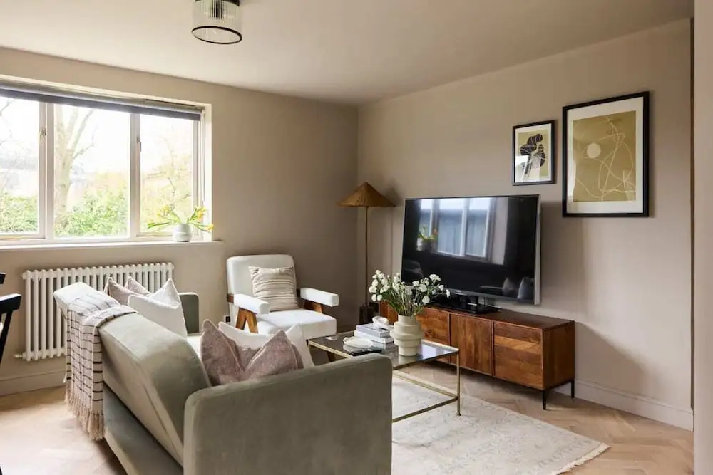 The Twickenham Wonder - Lovely 1bdr Flat With Parking