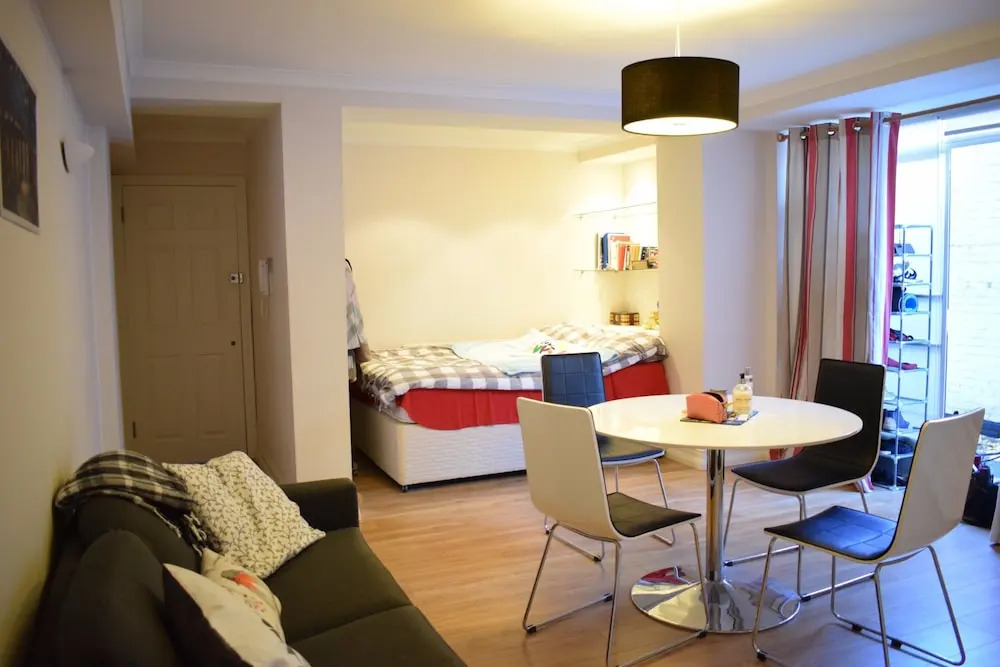 Central Studio Flat Opposite Regent's Park