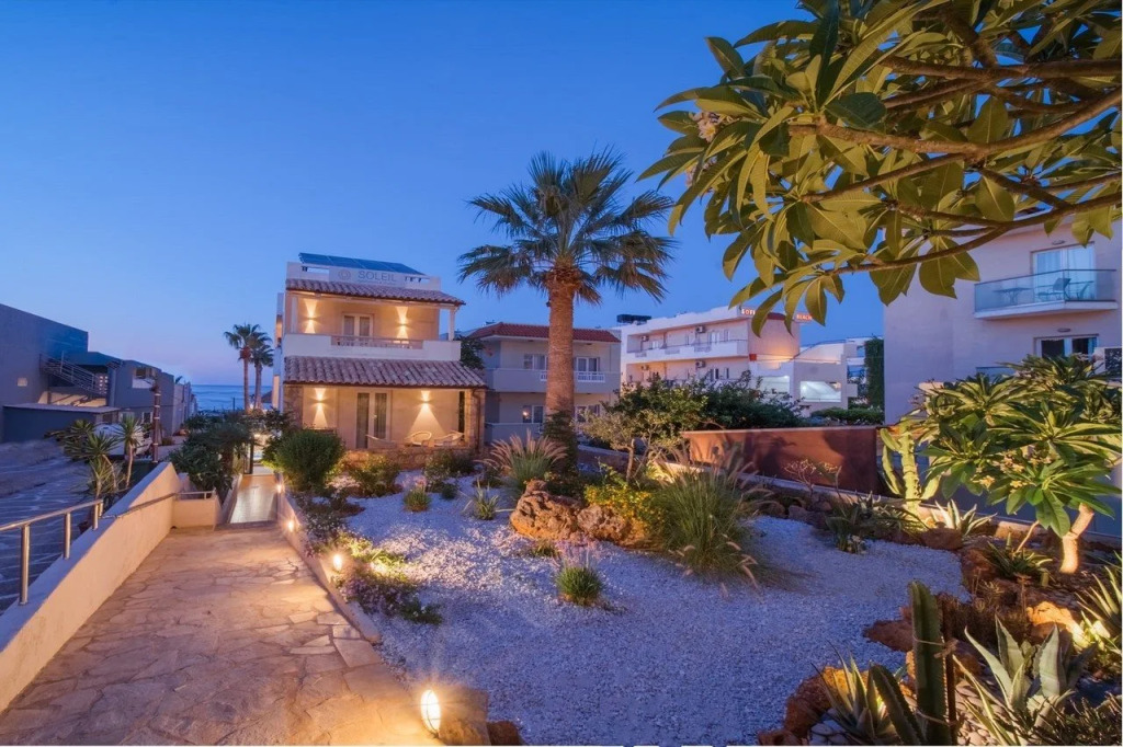Soleil Rooms and Suites