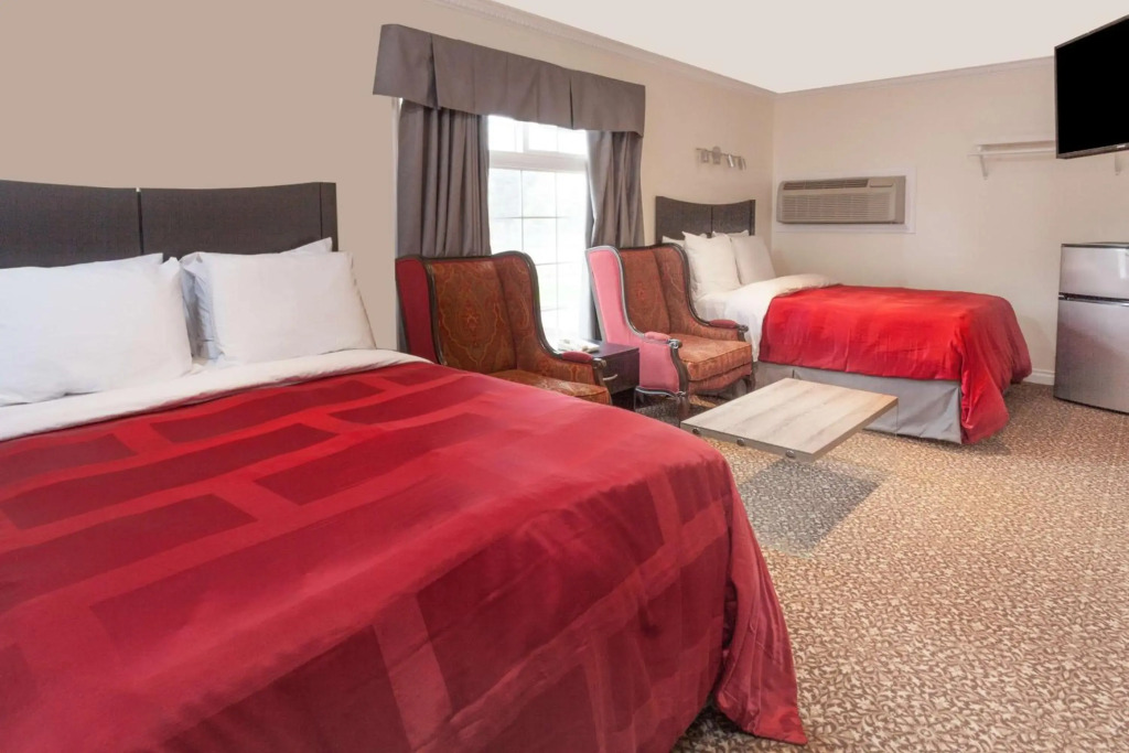Knights Inn Kingston