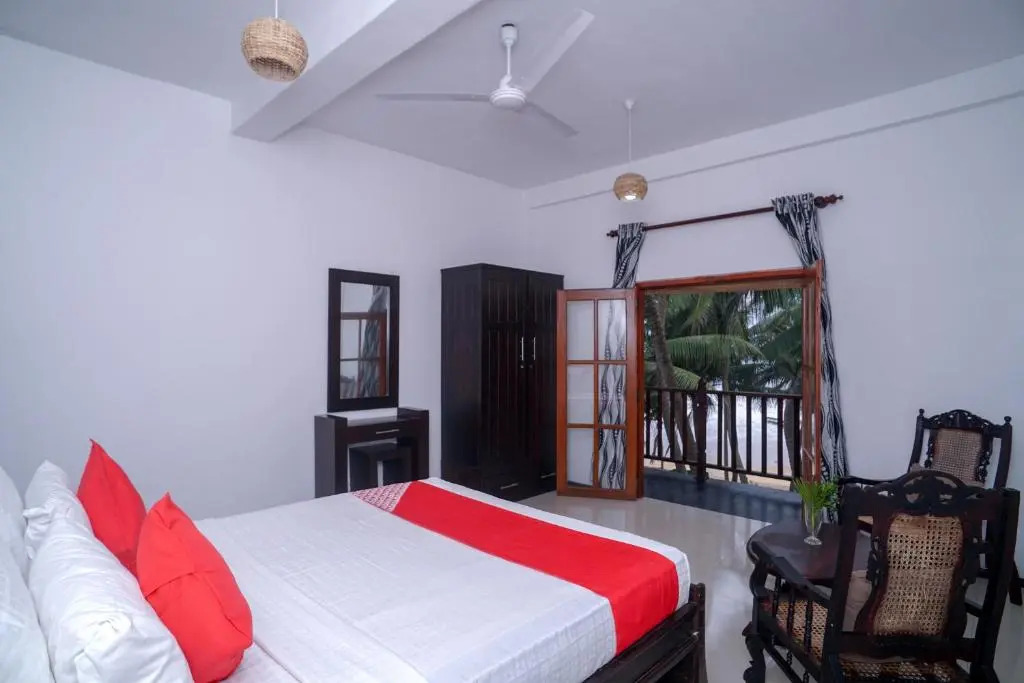 PRANA Beach Hotel Hikkaduwa