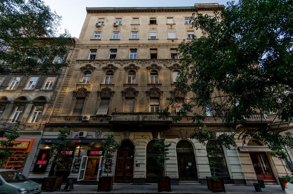 Ajowan Apartment