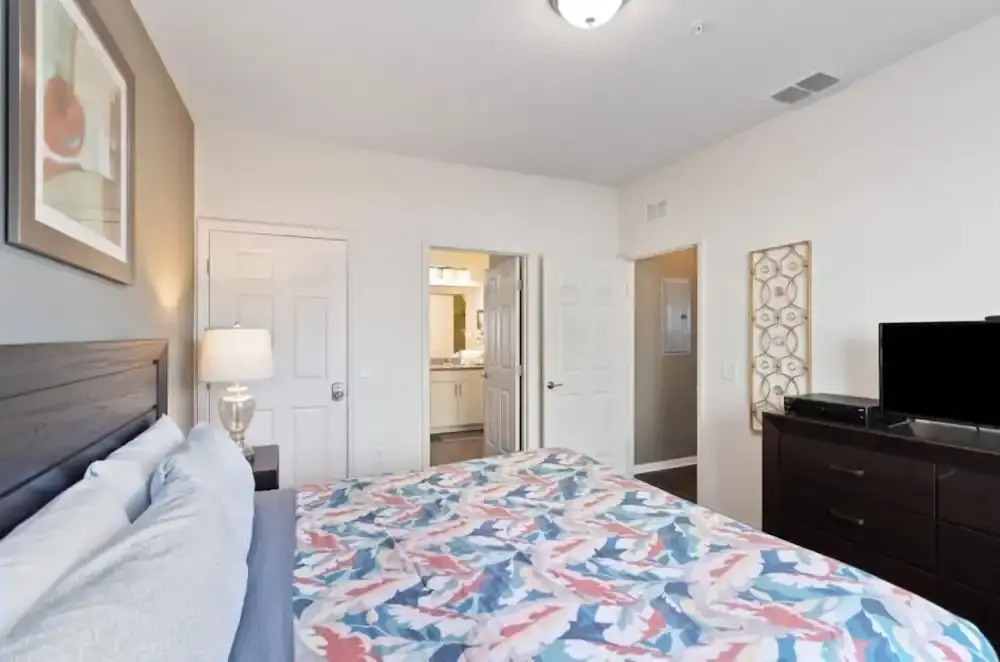 4/3 Townhouse Near Disney!!