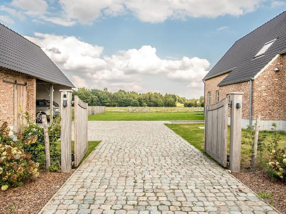 Peaceful Peer Holiday Home