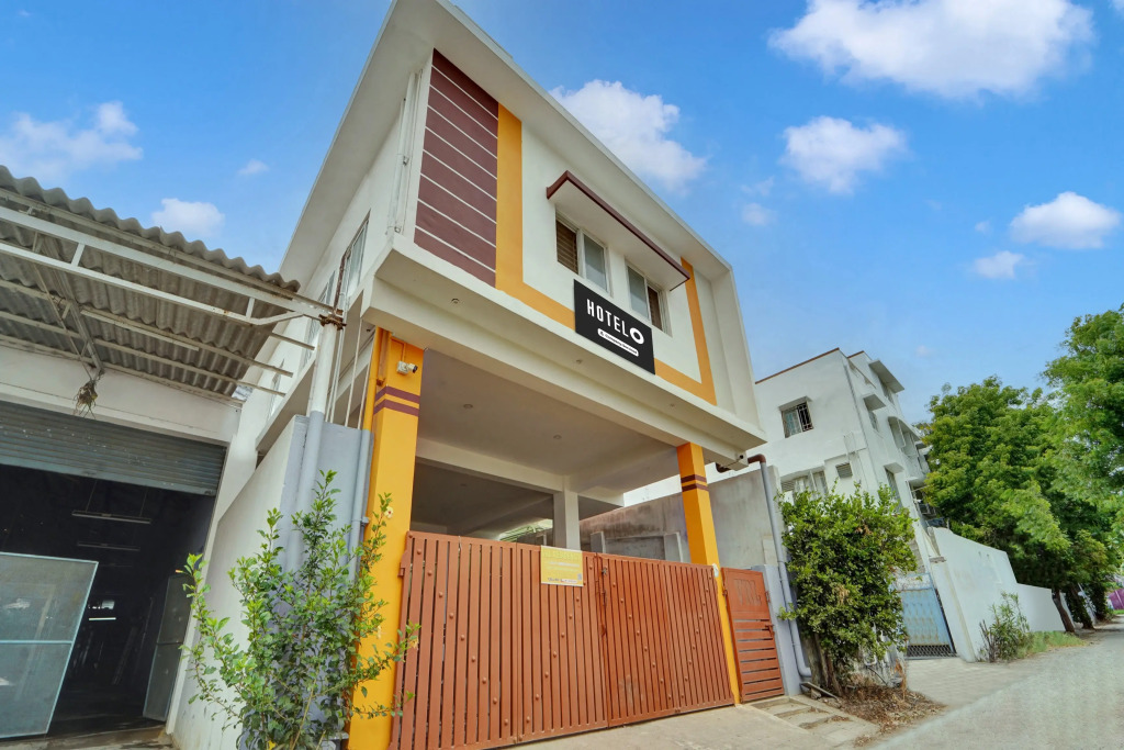 Hotel O Jaganath Nagar Near Hopes College