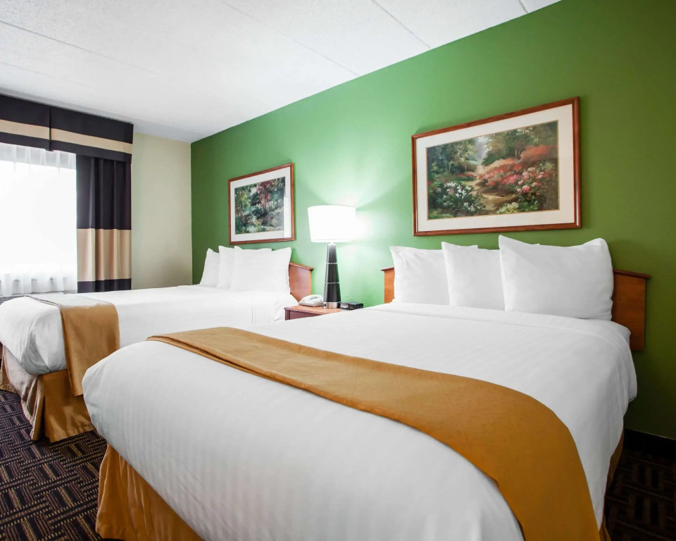Quality Inn Bolingbrook I-55
