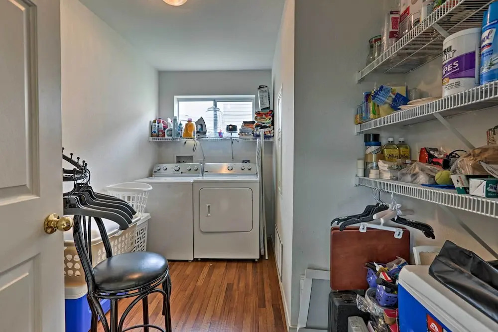Spacious Family Home Near San Antonio Hotspots!