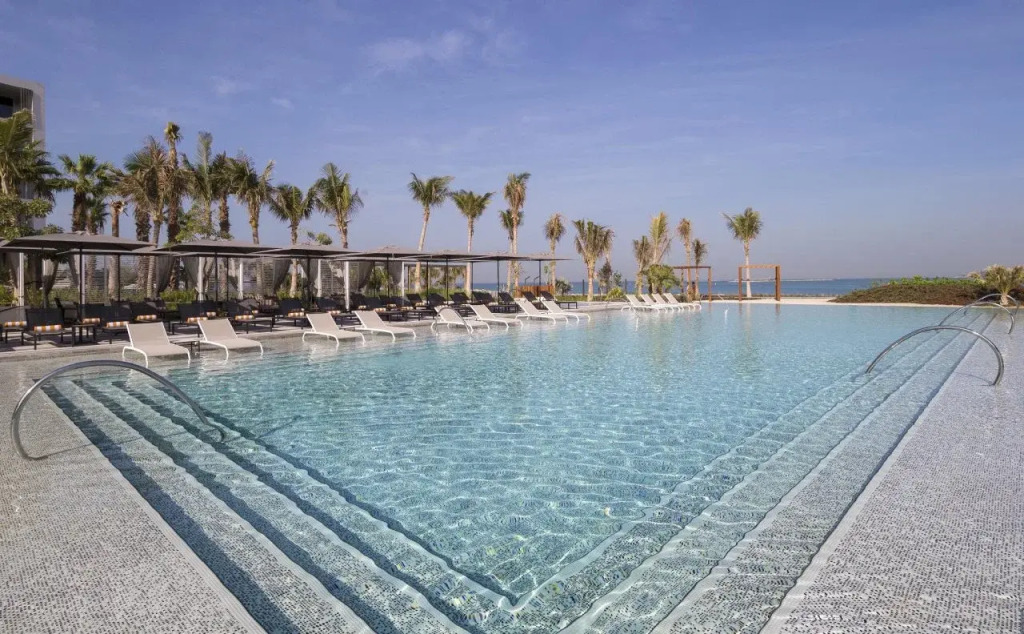 Caesars Palace Bluewaters Dubai