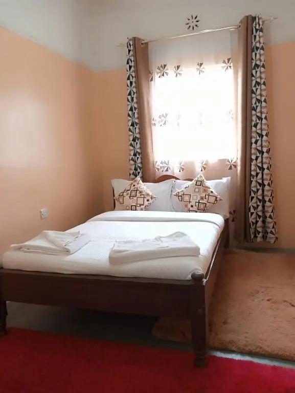 Cozy 2Bedroom Own Compound House