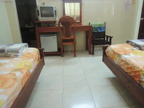 33 Hotel
