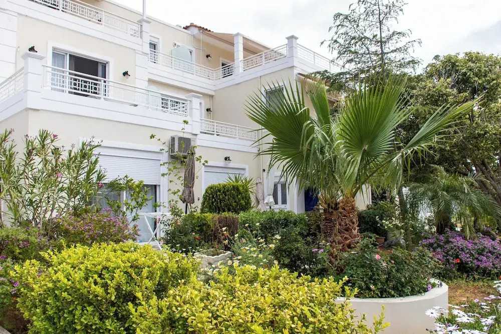 Barbaras Apartments
