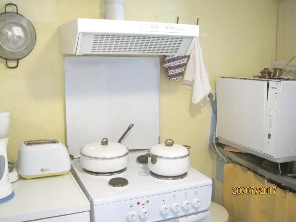 One bedroom house with city view furnished terrace and wifi at Skyros 4 km away from the beach