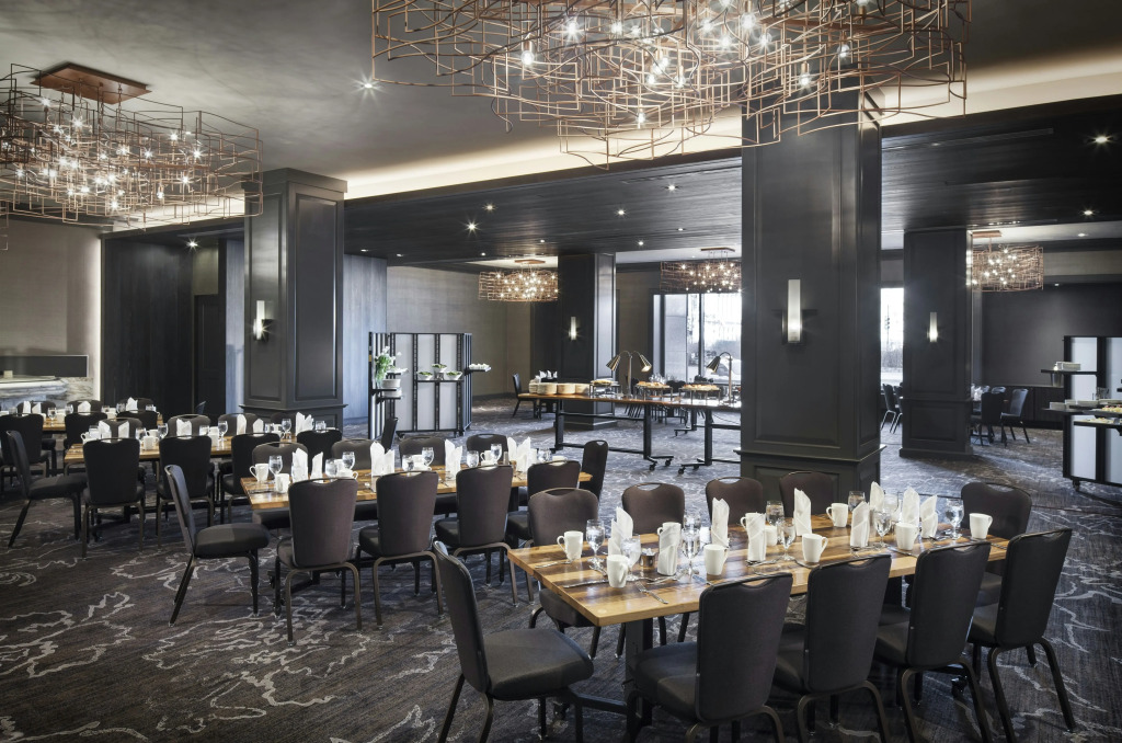 The Logan Philadelphia, Curio Collection by Hilton
