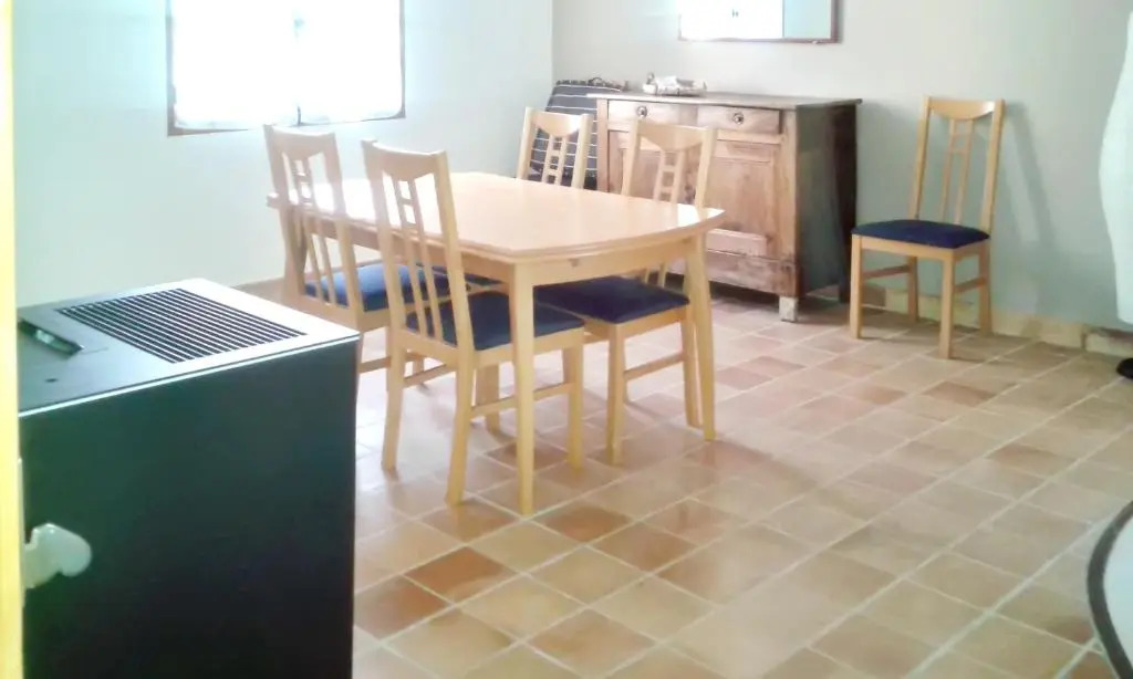 House With 2 Bedrooms in Revest-des-brousses, With Wonderful Mountain