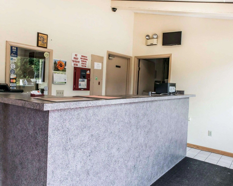 Econo Lodge Waynesburg