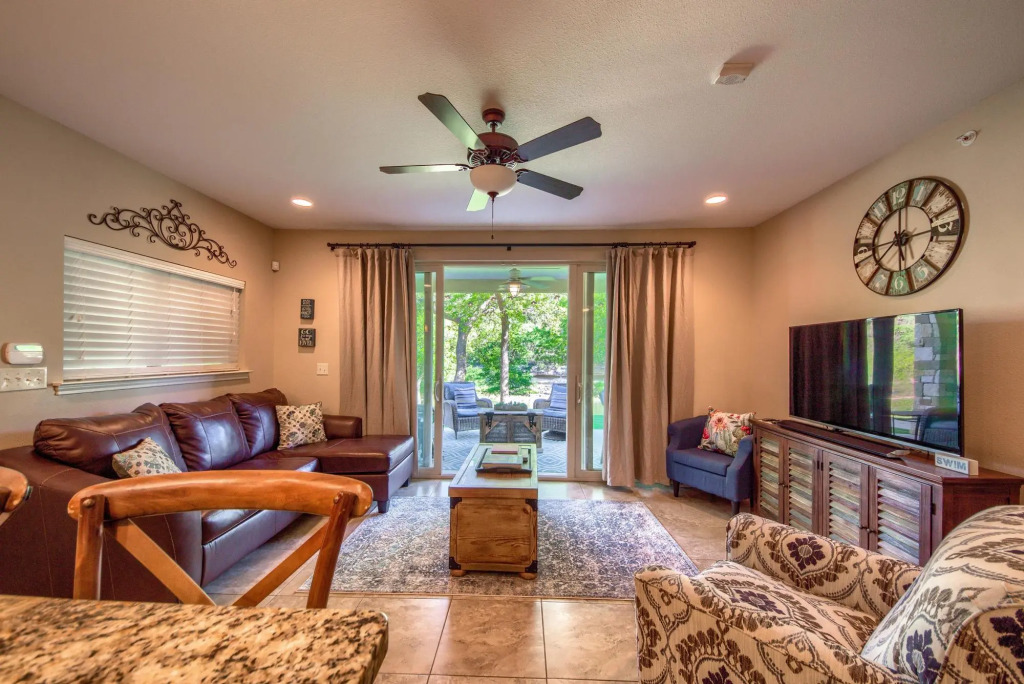 Rio Vida RG 104 in Canyon Lake