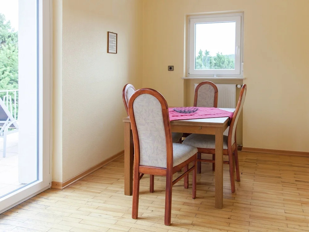 Peaceful Holiday Home in Rascheid near Forest