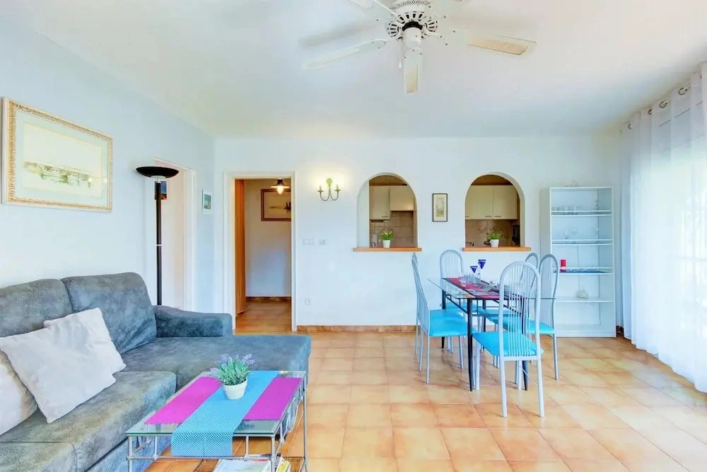 Apartment in Roses Near Sandy Beach