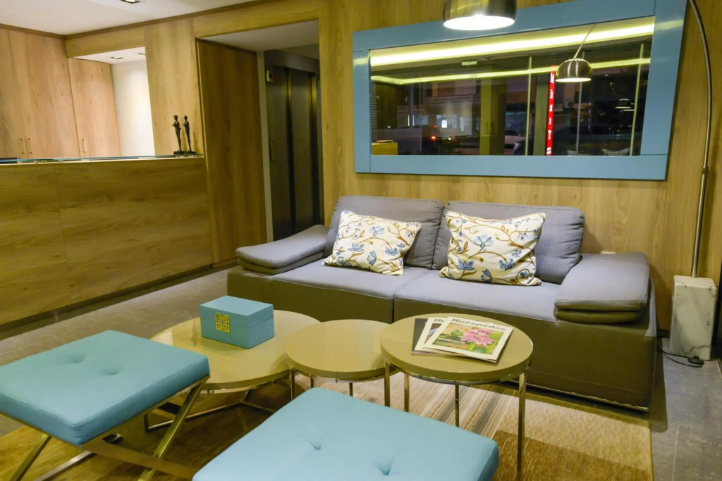 Mérit Montevideo Apart & Suites