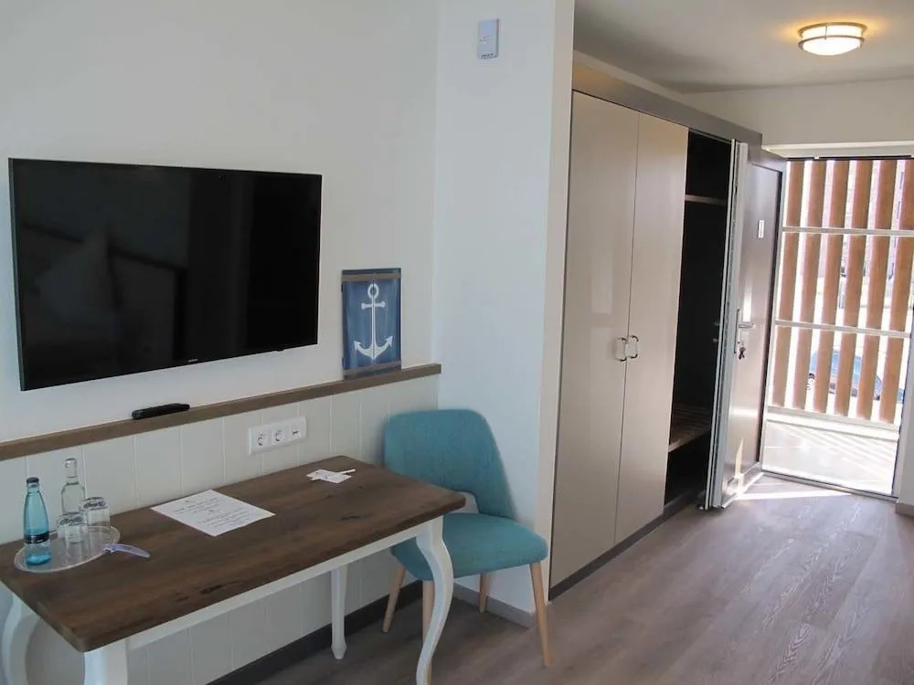 Kanal-Haus "Das Gästehaus direkt am Nord-Ostsee-Kanal"