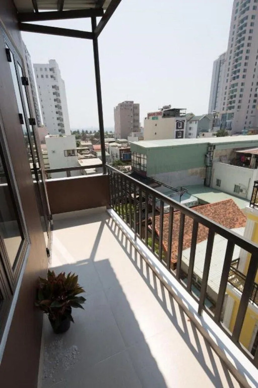 Luna House Danang