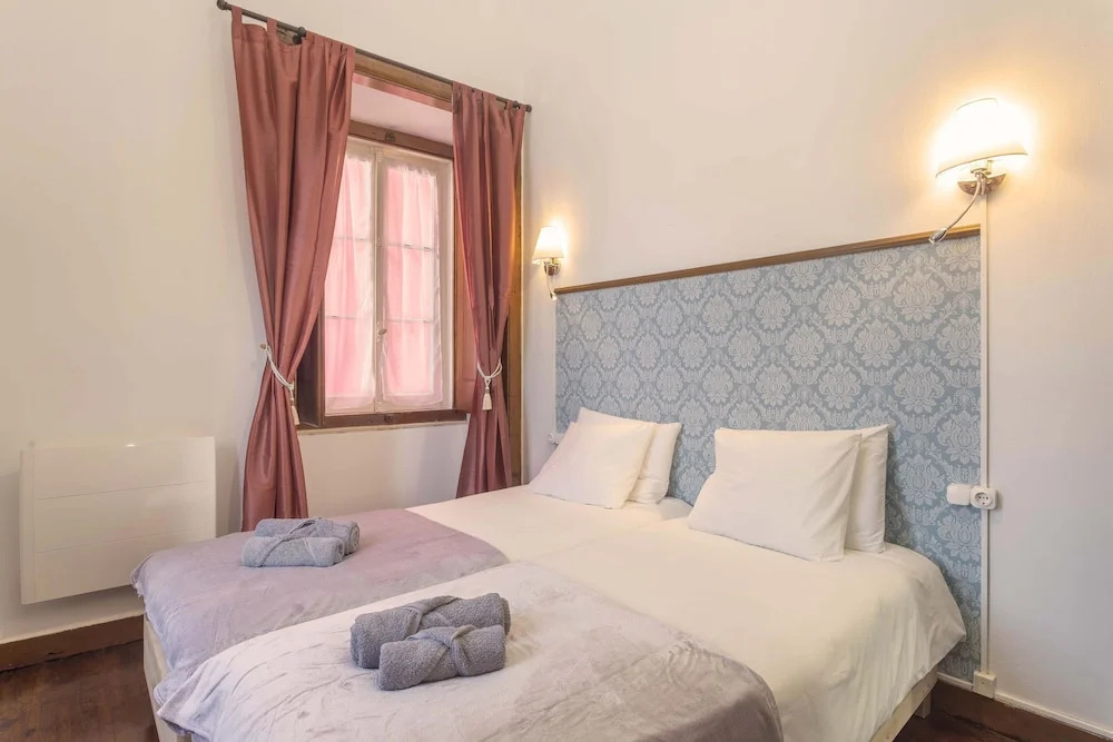 Happy Holiday Sintra Guesthouse & Breakfast