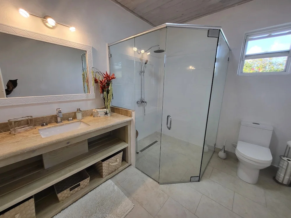 Unique Rare Villa! Retreat Style, Full Sea Views With Private Pool & Hot Tub! 3 Bedroom Villa by RedAwning