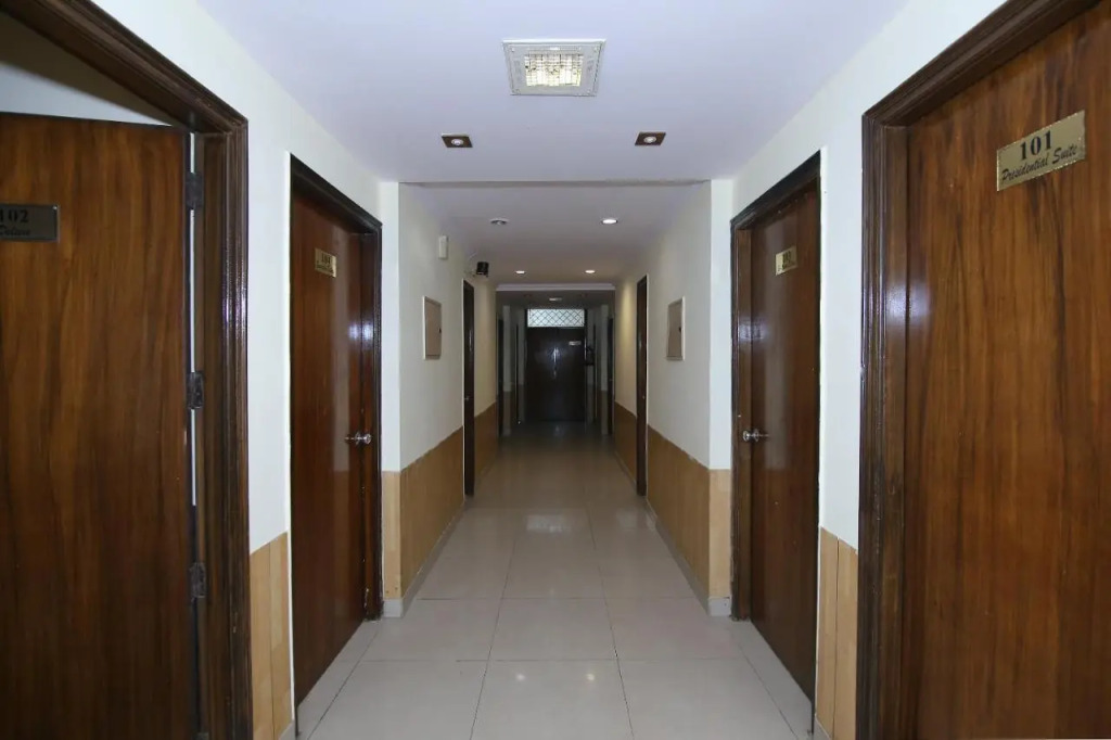 Hotel Sarthi