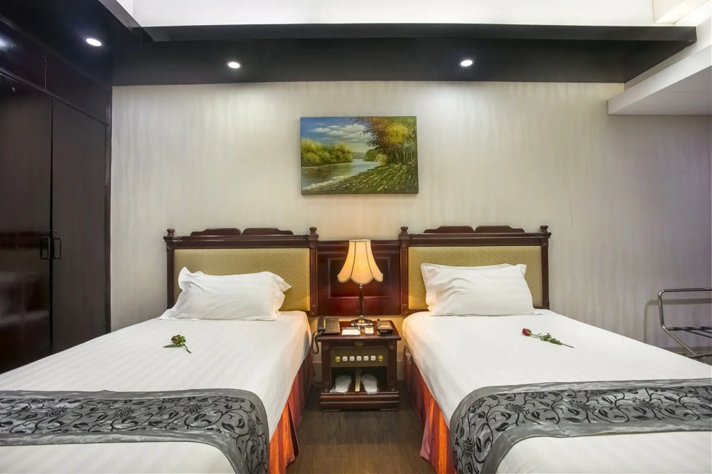 Hotel Highgarden
