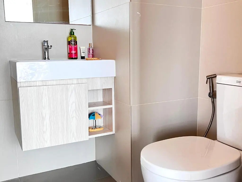 2bedroom condo in heart of Bangkok