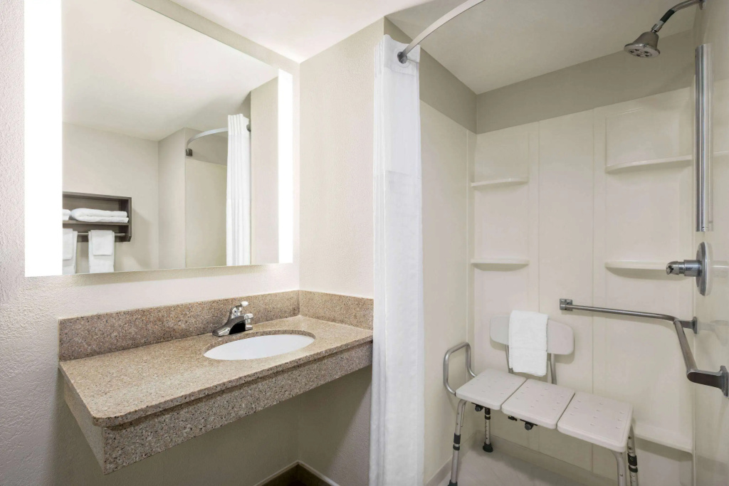 Ramada by Wyndham Allentown Bethlehem