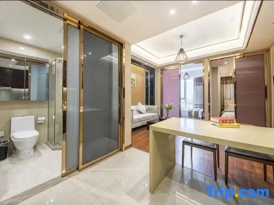 Yangzhou Xianyun Light Luxury Homestay